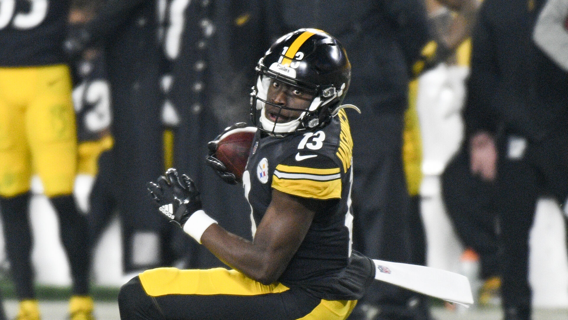 Browns Steelers Football